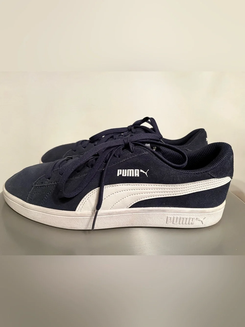 Puma Smash v2 Suede Sneakers Navy/White Women’s US 10.5 EU 44 Casual Shoes